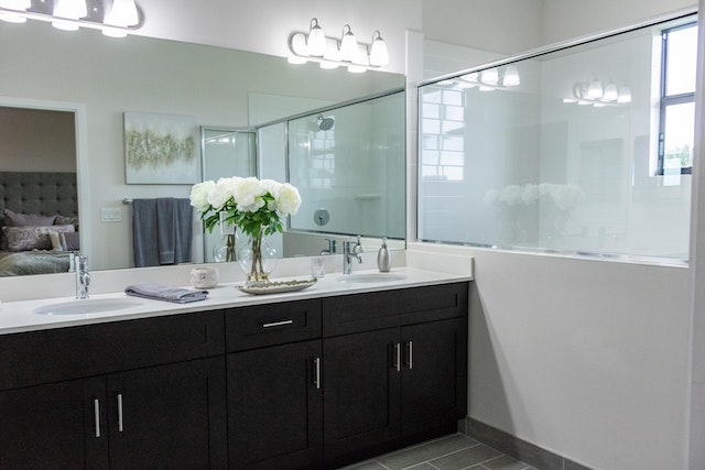 white-ceramic-sink-with-stainless-steel-faucet