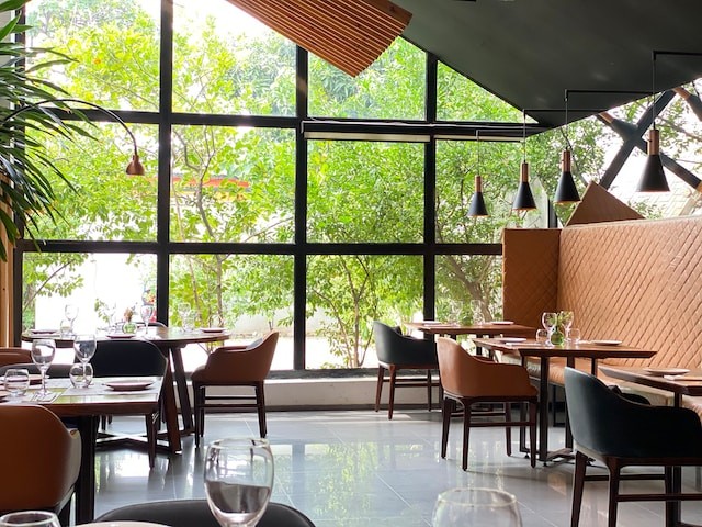 table near the window in the restaurant