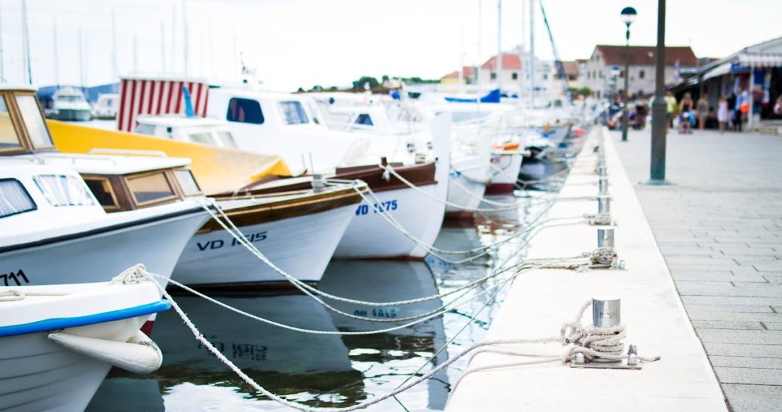 boats-near-dock